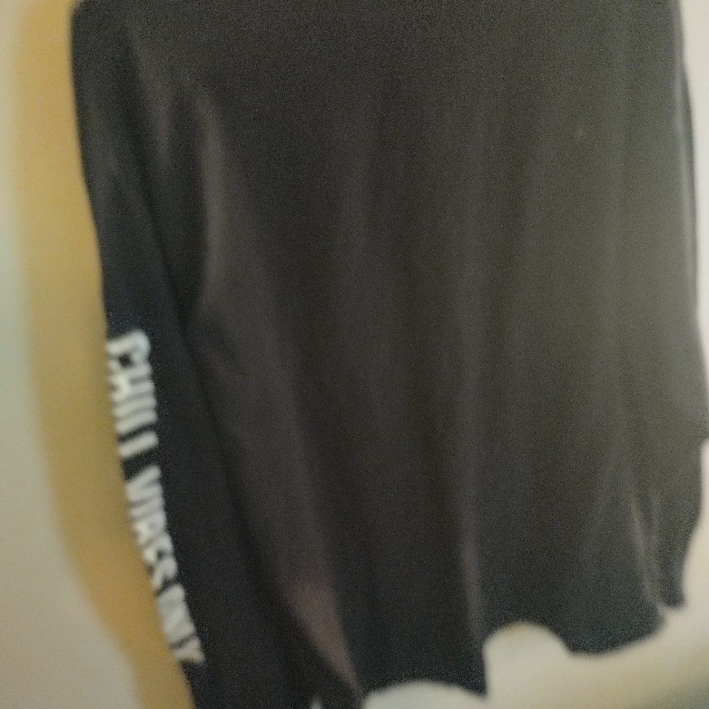 Sweater - Picture 3 of 3